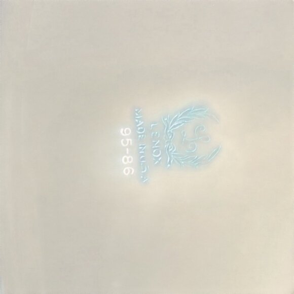 Lenox Shell Shaped Porcelain Dish With Gold Trim 95-86 - Picture 3 of 11